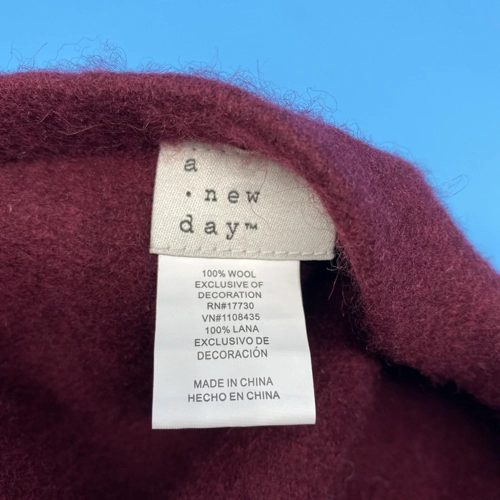 A NEW DAY 100% Wool French Beret Hat Burgundy with Pom Pom One size